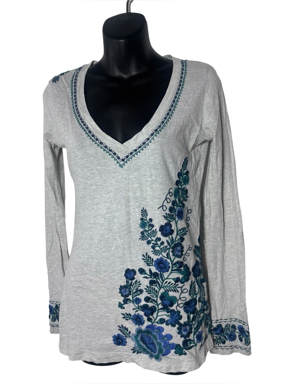Johnny was womens xs long sleeve‎ embroidered v neck top boho floral